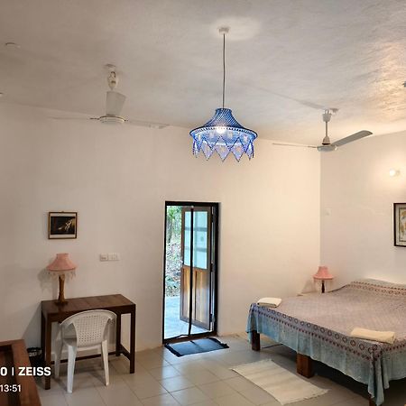 Isai Ambalam Guest House Пондичерри Экстерьер фото