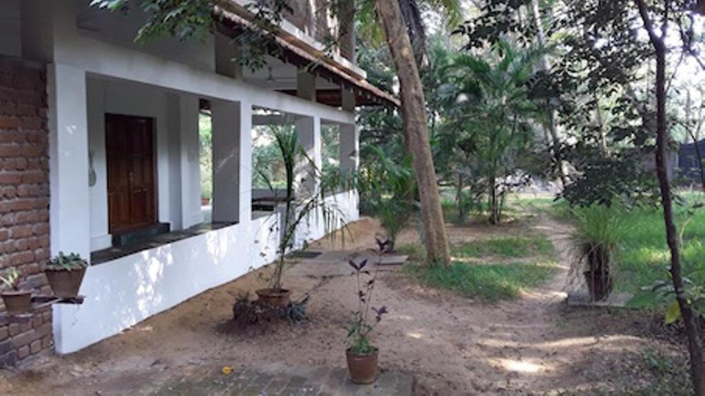 Isai Ambalam Guest House Пондичерри Экстерьер фото