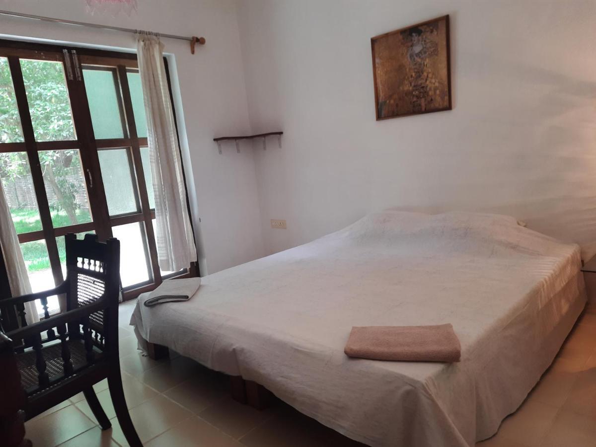 Isai Ambalam Guest House Пондичерри Экстерьер фото