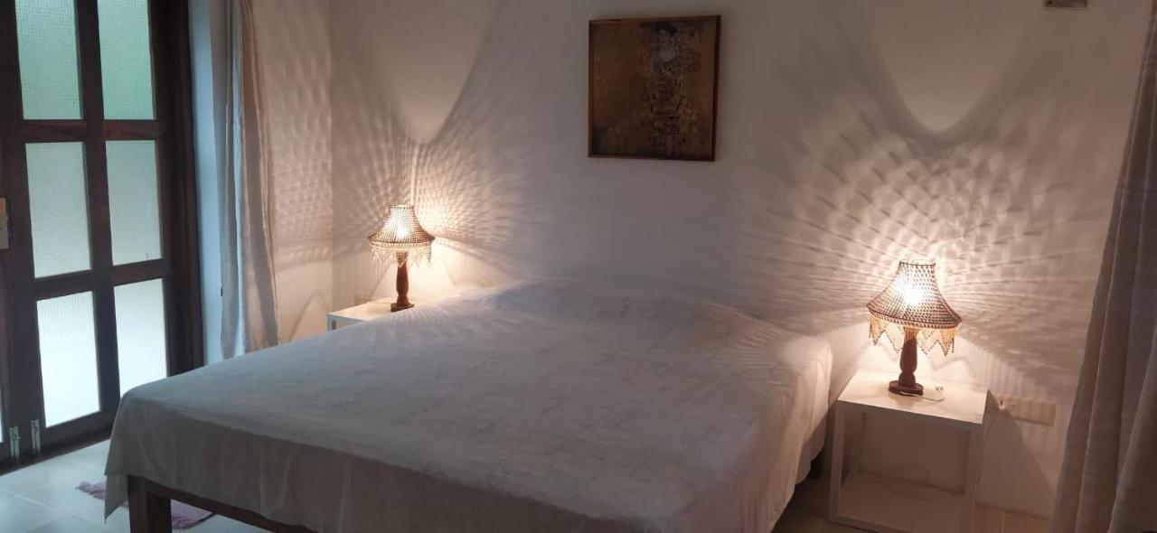 Isai Ambalam Guest House Пондичерри Экстерьер фото