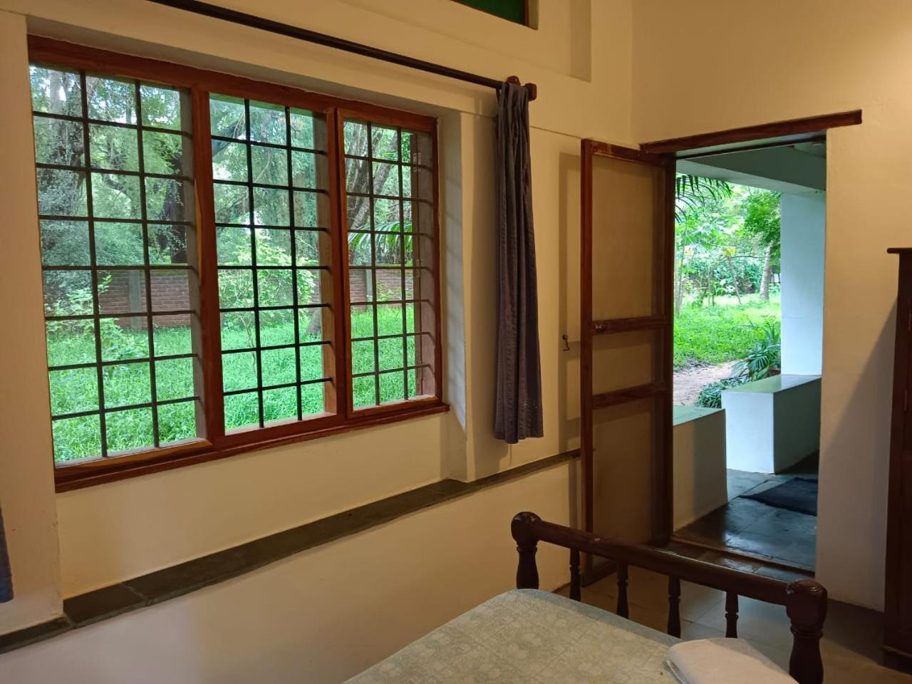 Isai Ambalam Guest House Пондичерри Экстерьер фото
