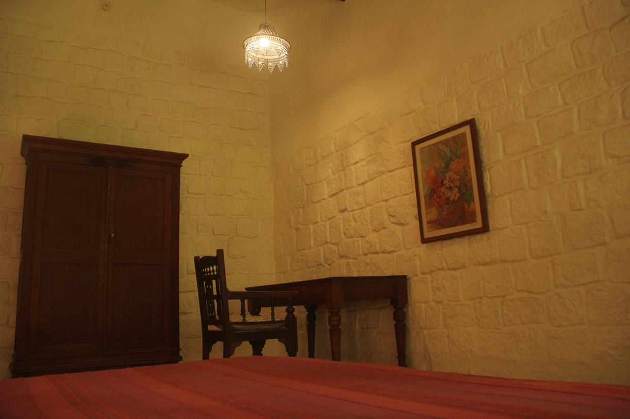 Isai Ambalam Guest House Пондичерри Экстерьер фото