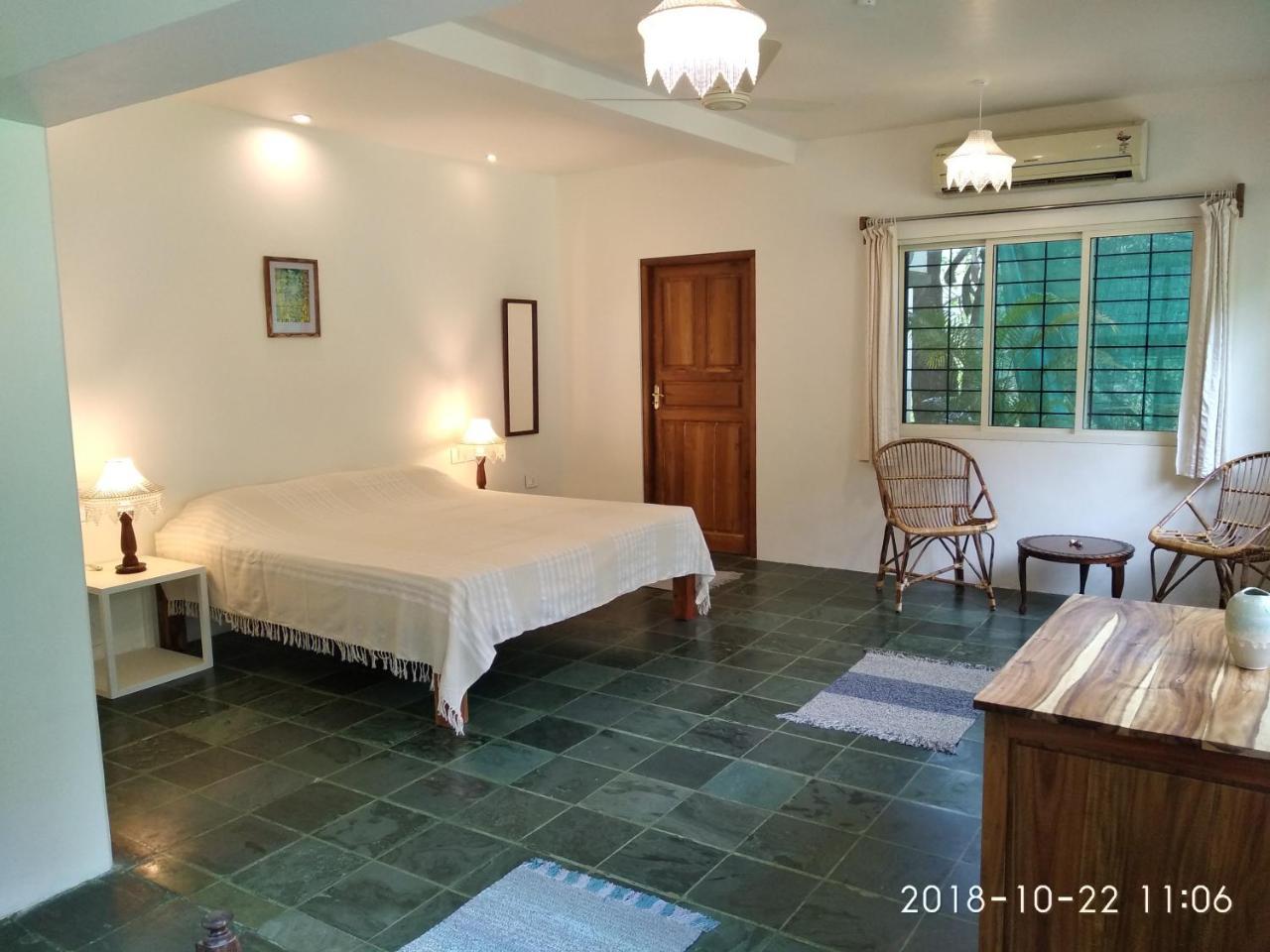 Isai Ambalam Guest House Пондичерри Экстерьер фото