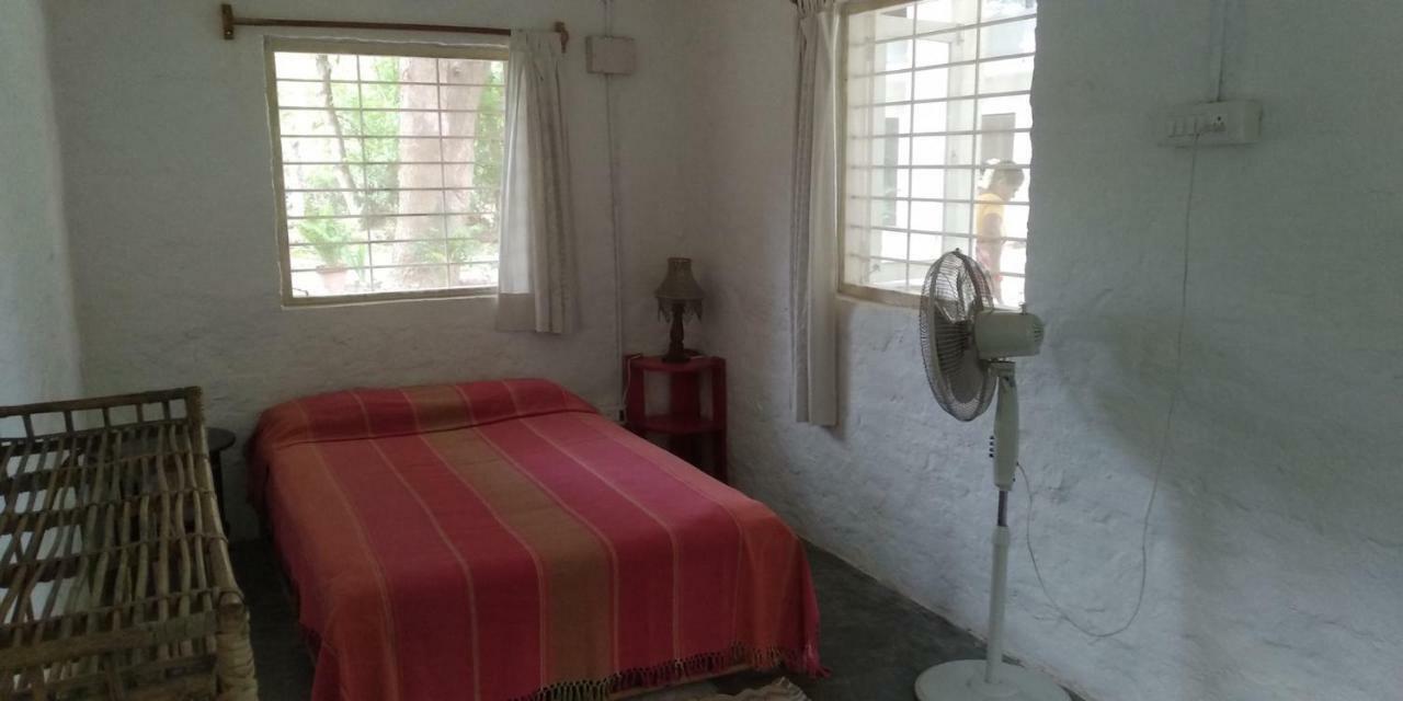 Isai Ambalam Guest House Пондичерри Экстерьер фото